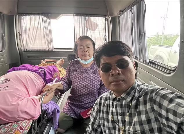 Dead woman wakes up on way to her funeral