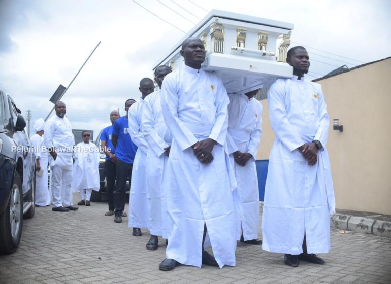 Gospel Singer Dele Gold Buried in Lagos (Photos)