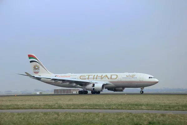 Etihad Airways Begins Operational Collaboration with Wamos Air